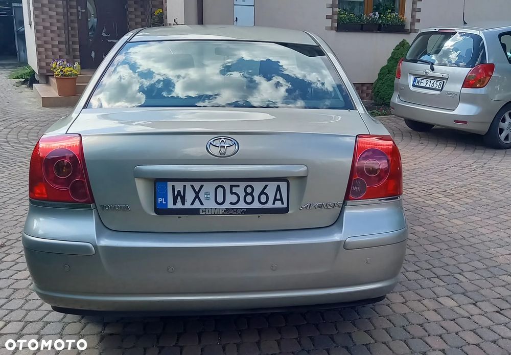 Toyota Avensis 1.8 VVT-i Luna - 6