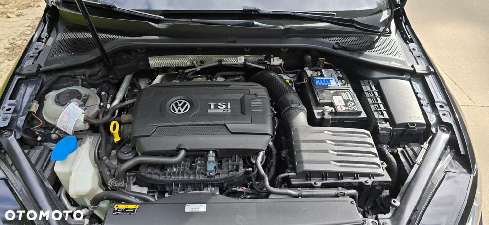 Volkswagen Golf R 4Motion (BlueMotion Technology) DSG - 8