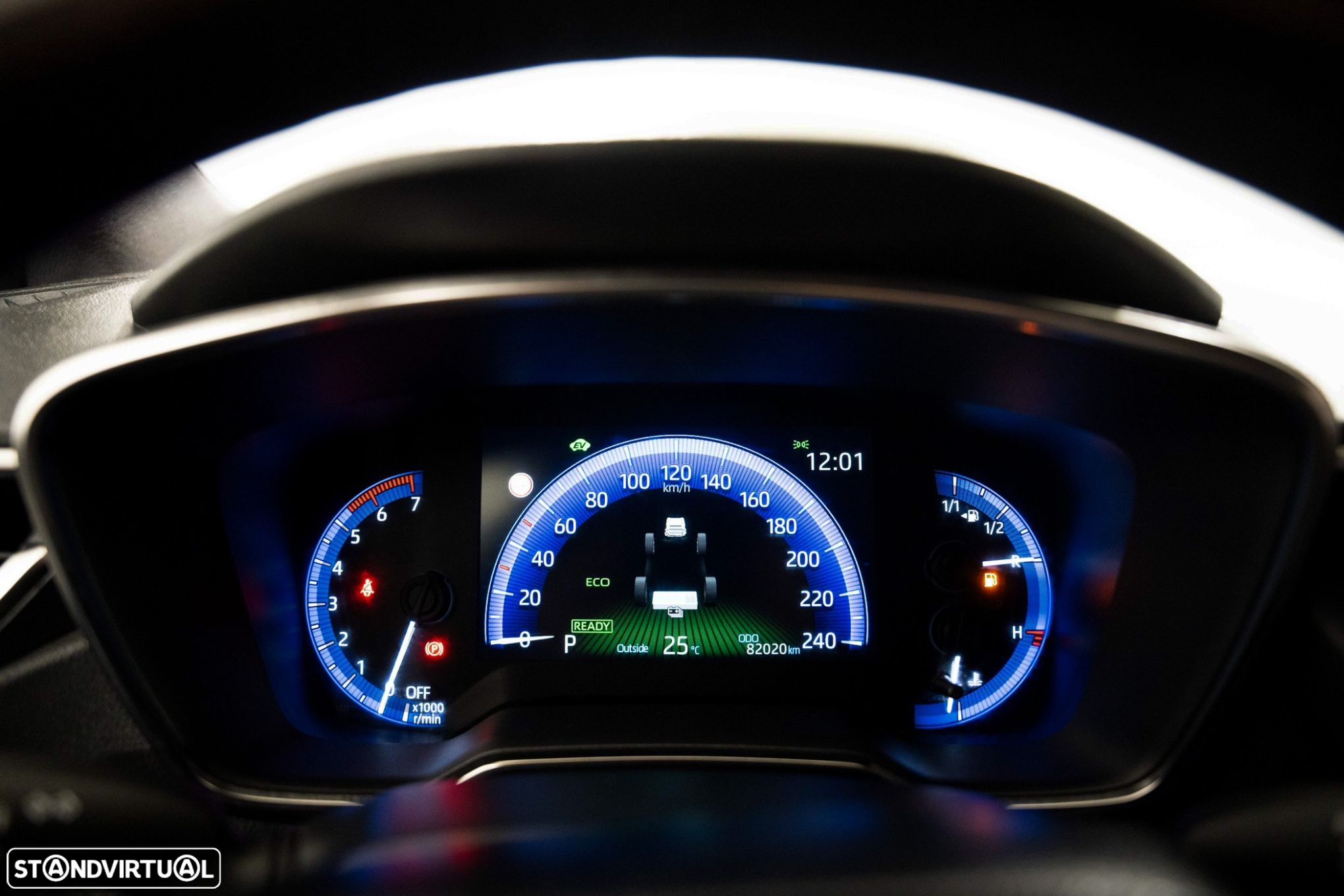 Toyota Corolla 1.8 Hybrid Comfort - 19