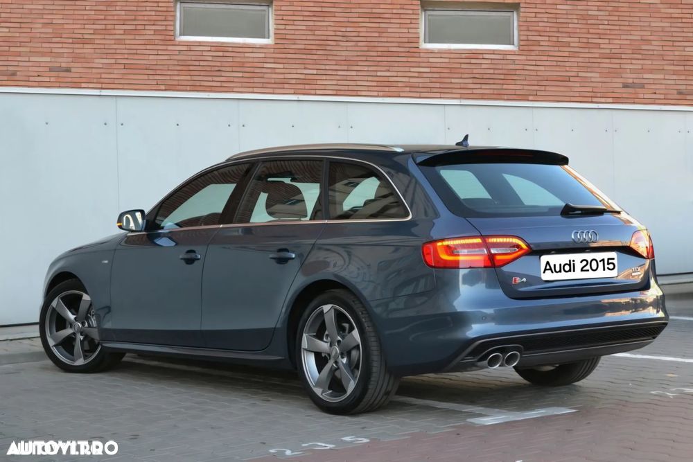 Audi A4 Avant 2.0 TDI DPF S line Sportpaket - 9