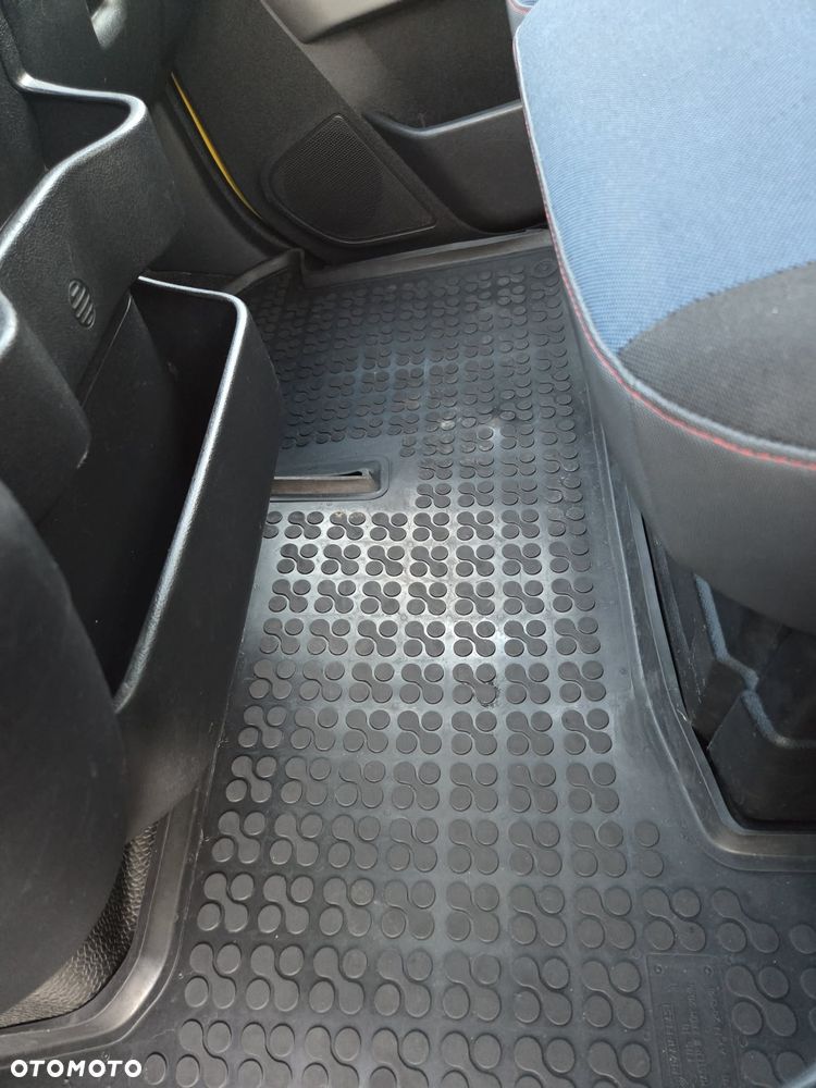 Renault Master - 18