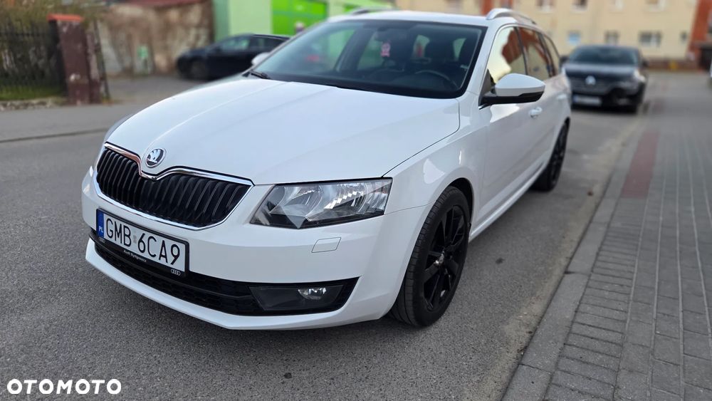 Skoda Octavia 1.6 TDI DPF DSG Elegance - 1