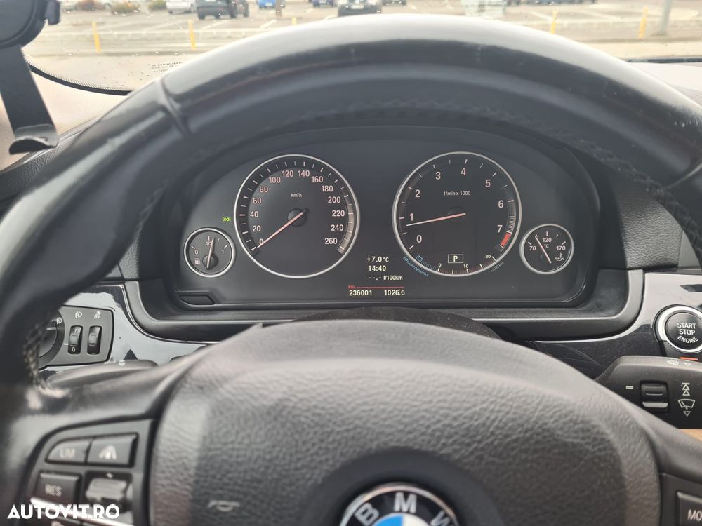 BMW Seria 5 528i Sport-Aut. Luxury Line - 10