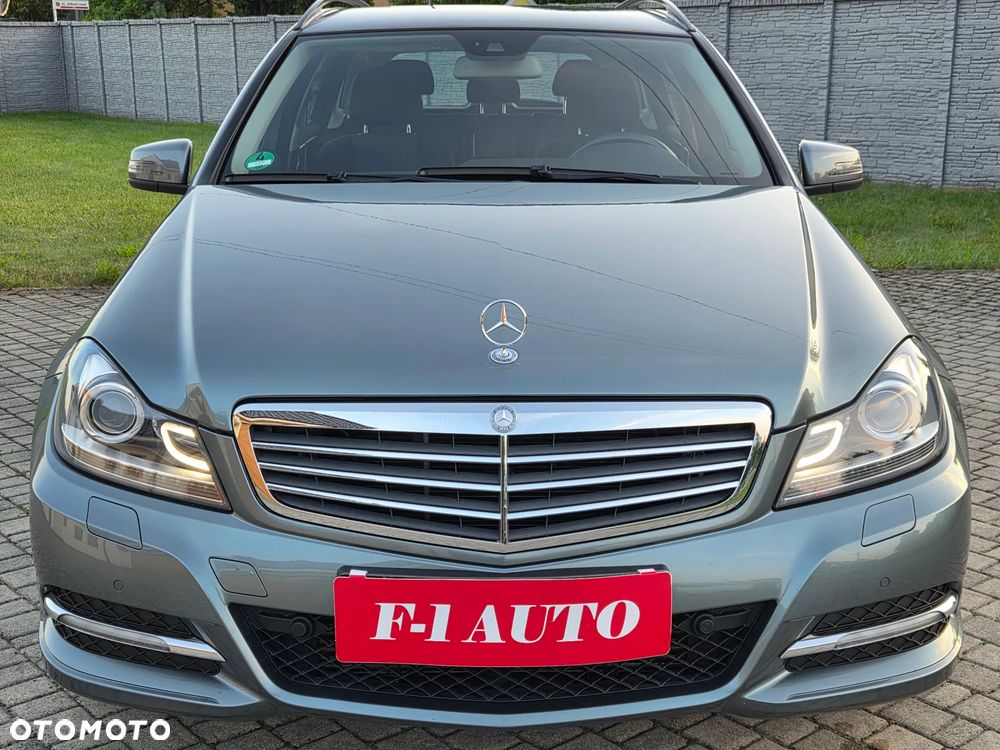 Mercedes-Benz Klasa C 180 BlueEFFICIENCY 7G-TRONIC Elegance - 4