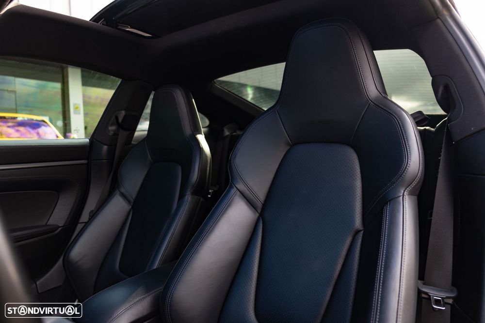 Porsche 911 (992) Carrera S PDK - 11