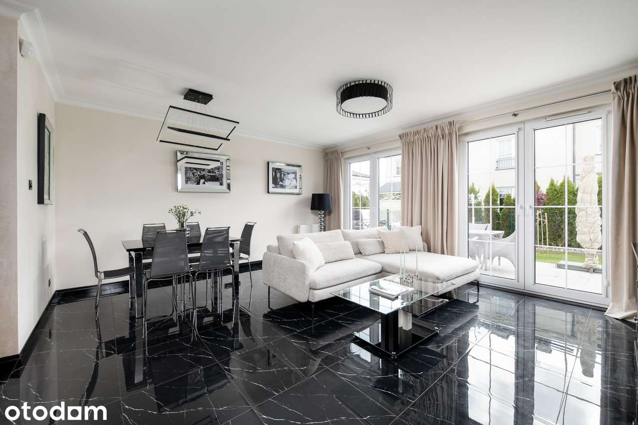 Apartament z ogrodem, dwa miejsca postojowe, osiedle Ogrody Tesoro