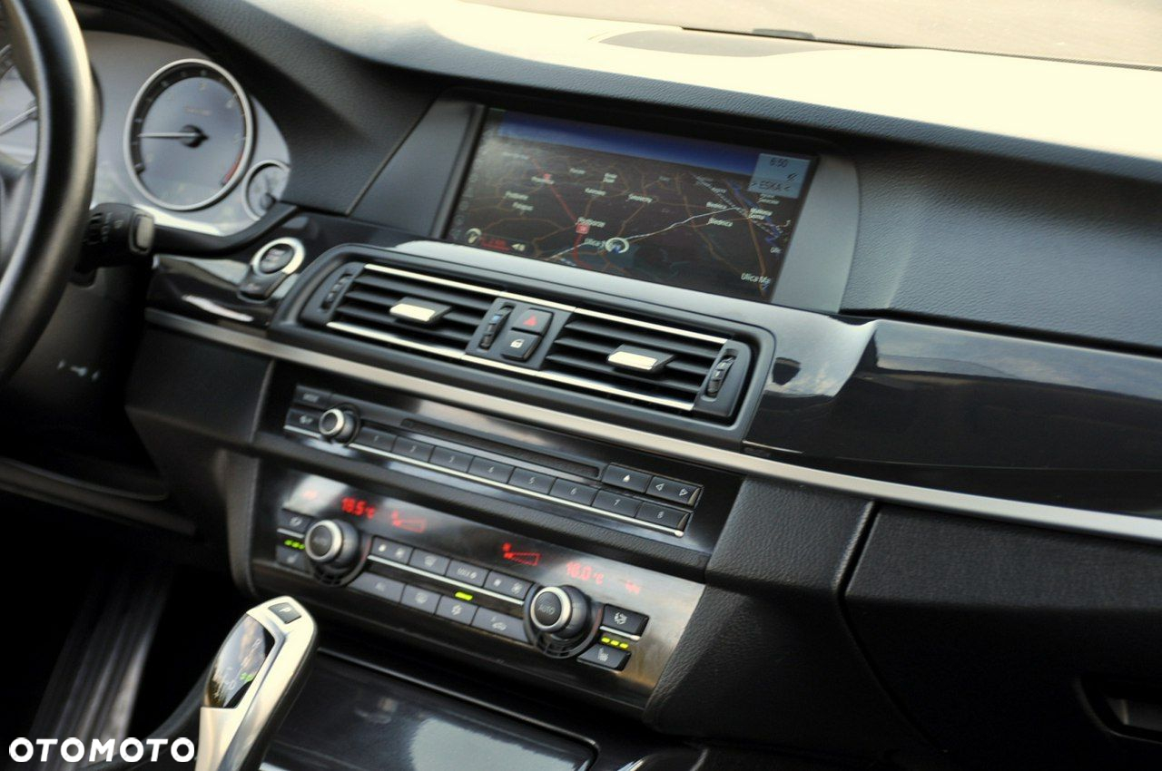 BMW Seria 5 - 28