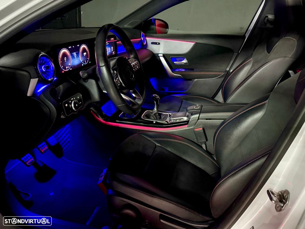 Mercedes-Benz A 180 d AMG Line - 14