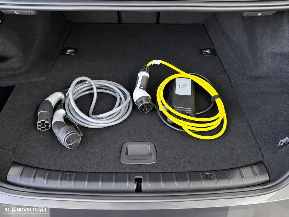 BMW 520 e Line Luxury - 56