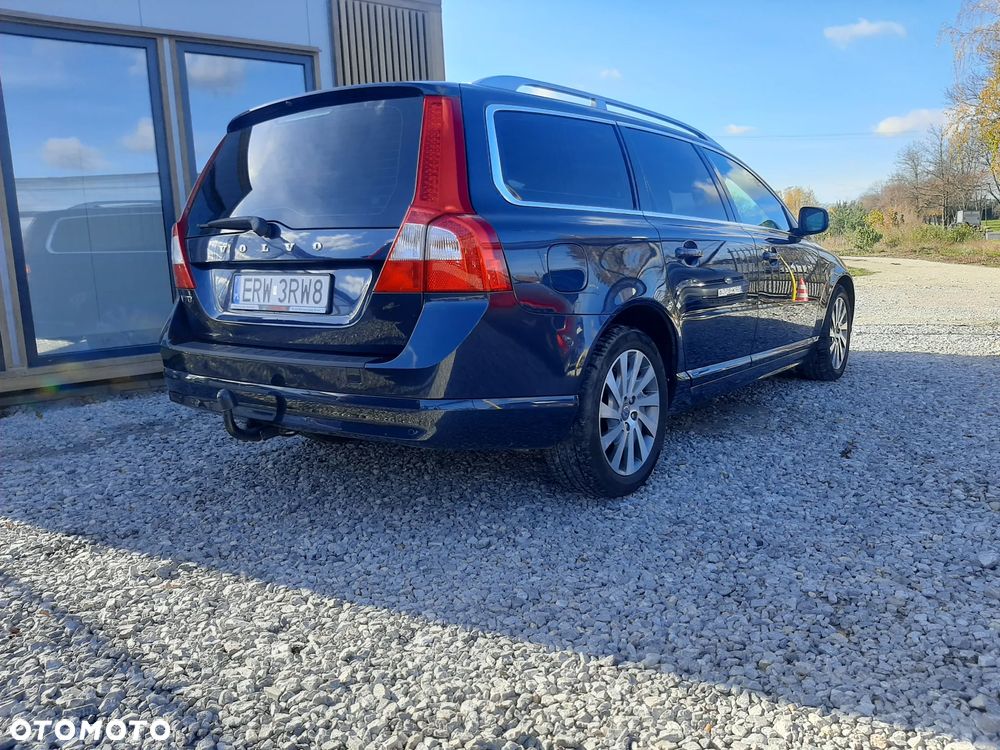 Volvo V70 D3 Summum - 2