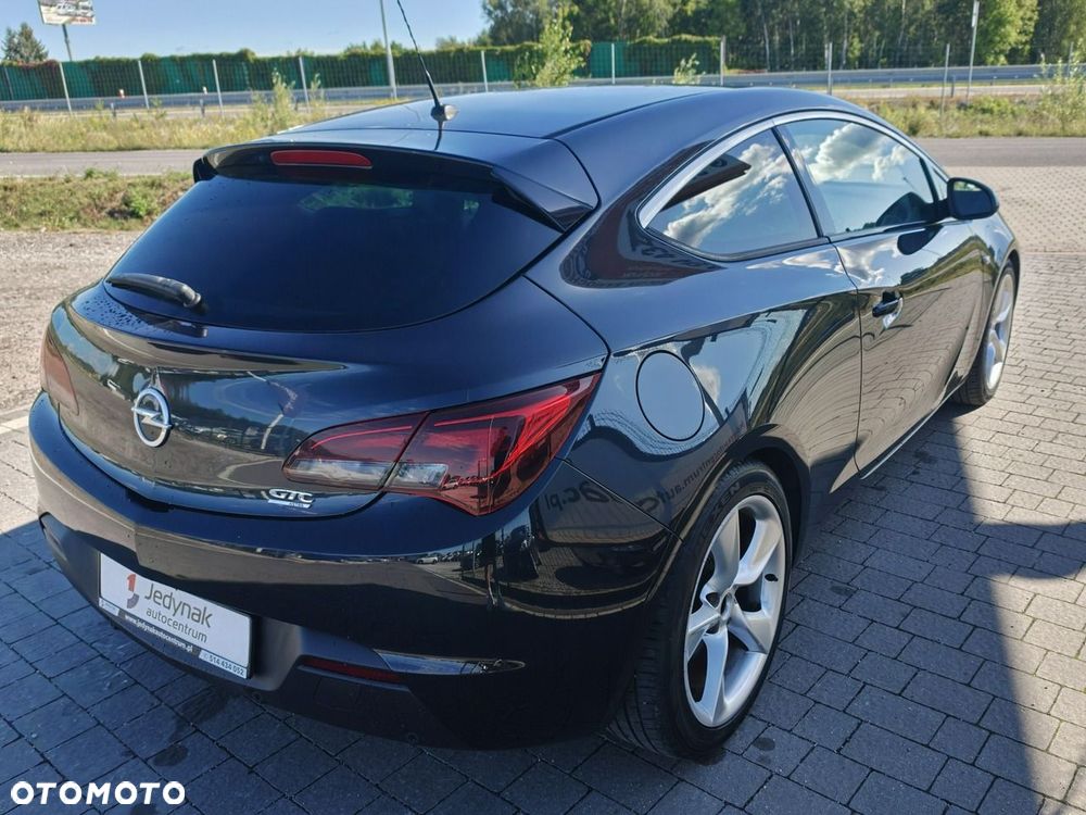 Opel Astra - 10