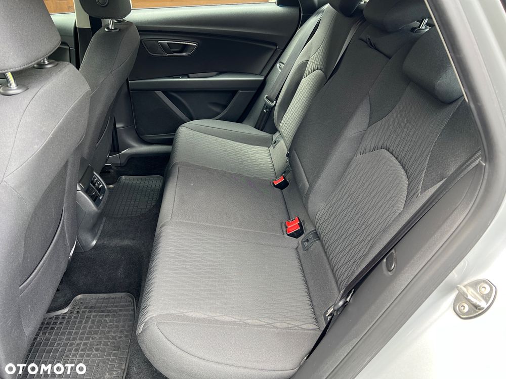 Seat Leon 2.0 TDI Style S&S - 28