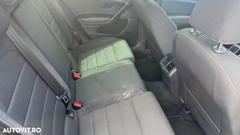 Volkswagen Golf - 18