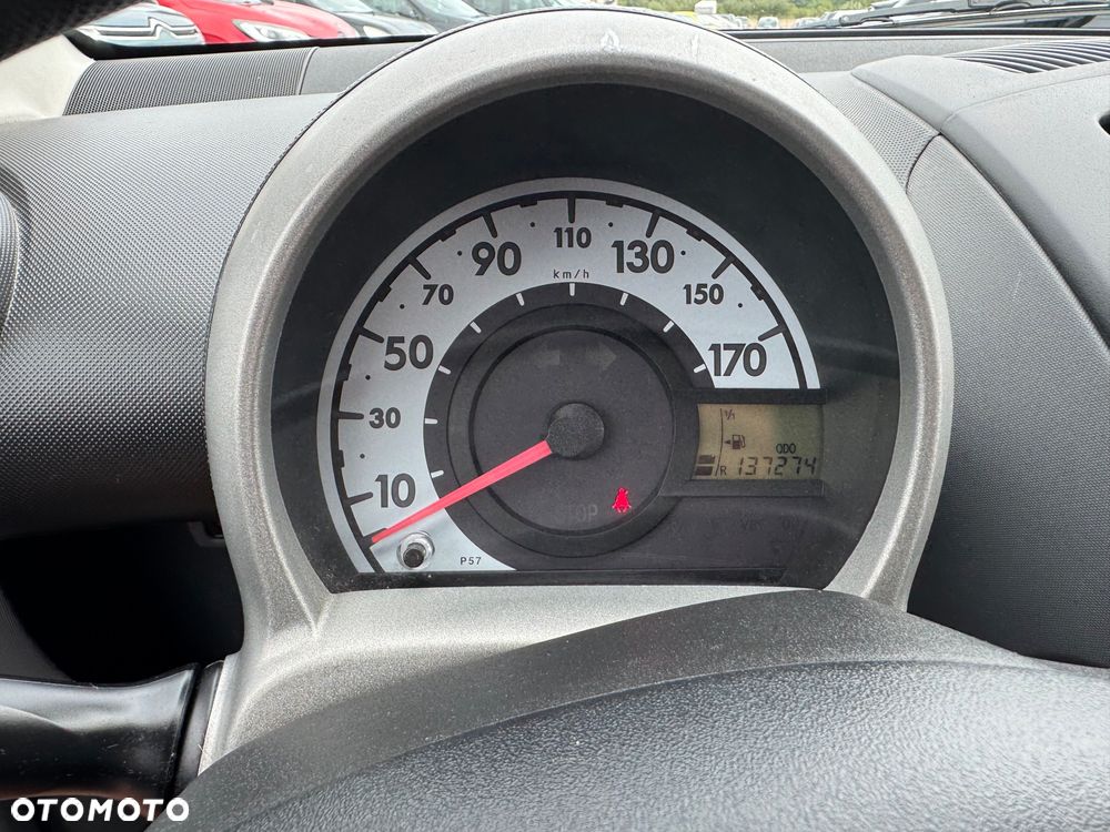 Toyota Aygo - 12