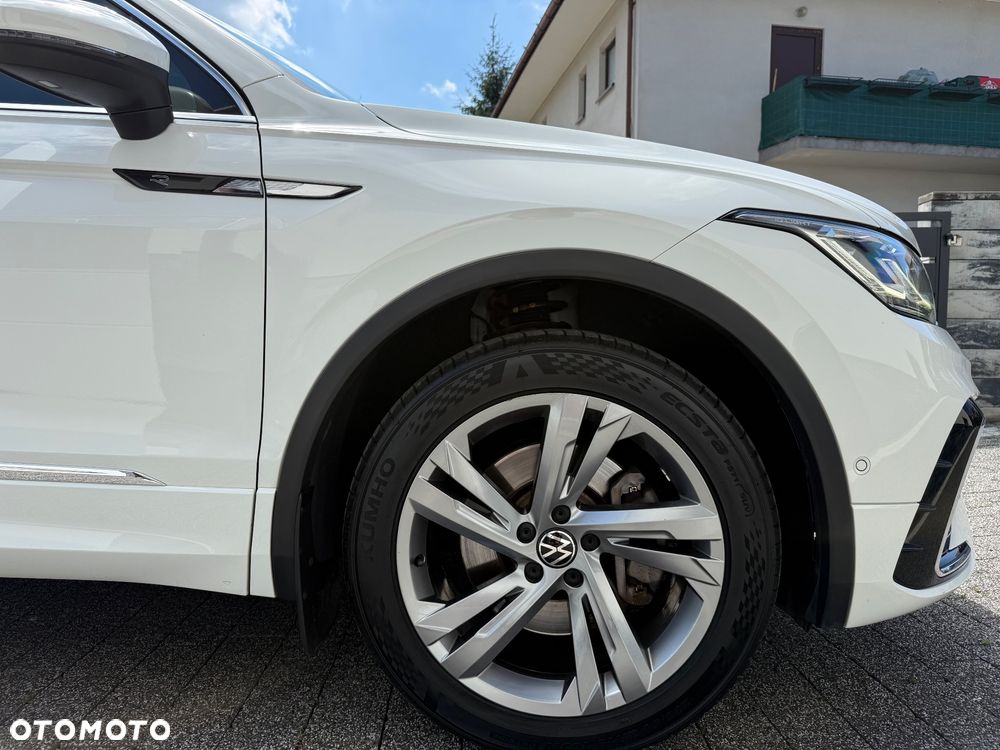 Volkswagen Tiguan 2.0 TDI SCR 4MotION DSG R-Line - 12
