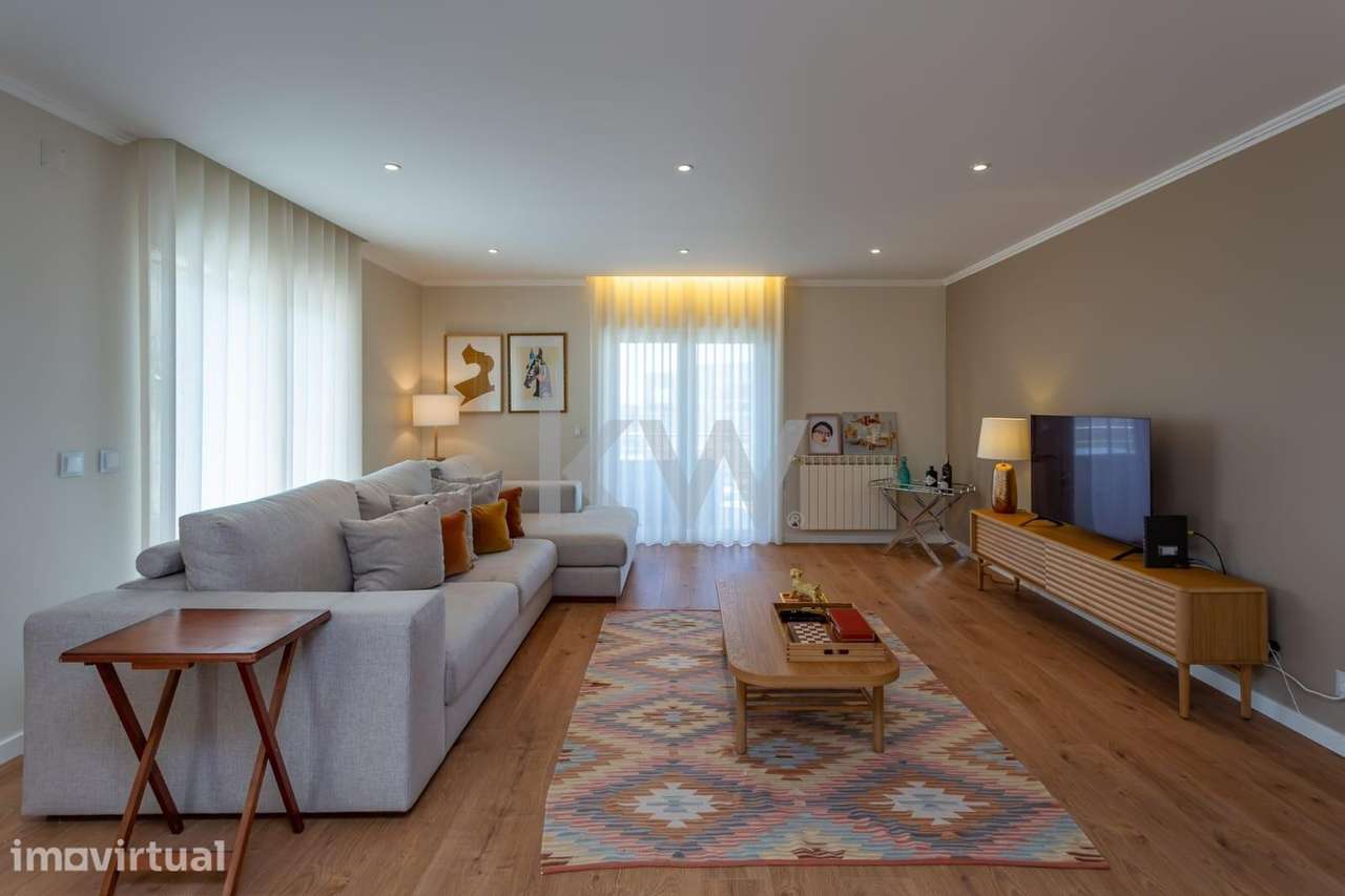 Apartamento T3 Duplex em Condomínio Privado para Venda - Grande imagem: 3/33