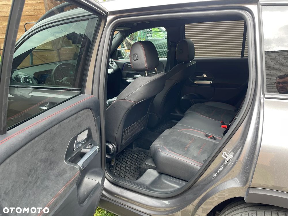 Mercedes-Benz GLB 200 d AMG Line 8G-DCT - 9
