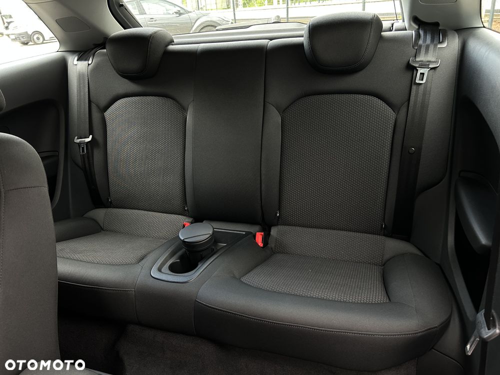 Audi A1 3-drzwiowe 1.2 TFSI Attraction - 24