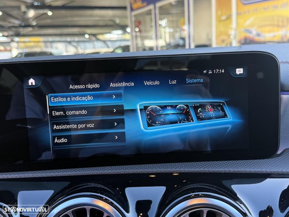 Mercedes-Benz CLA 250 e 8G-DCT AMG Line - 38