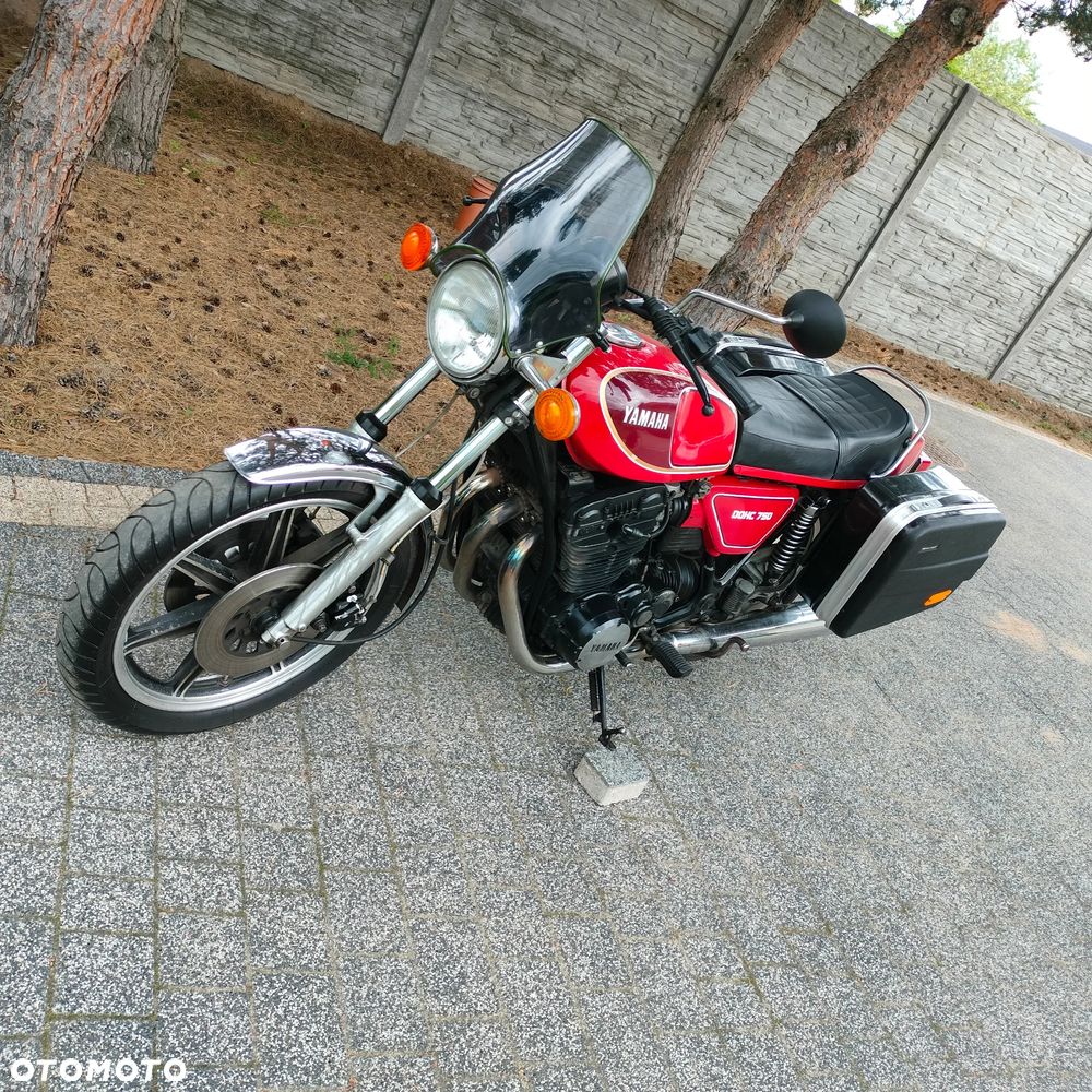Yamaha XS - 2