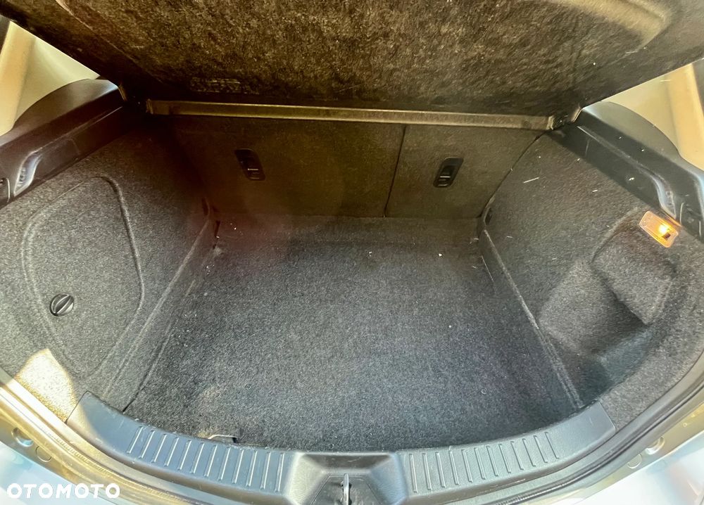 Mazda 3 1.6 Active - 19
