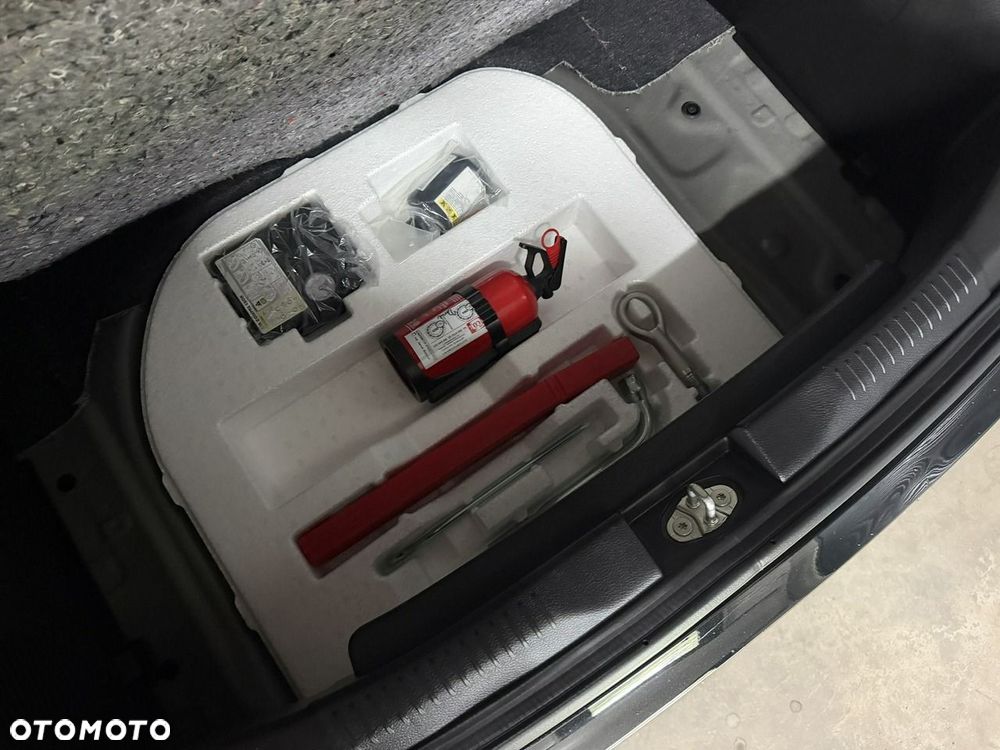 Suzuki Ignis - 25