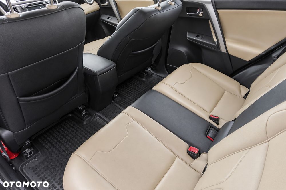 Toyota RAV4 2.0 Premium 4x4 MS - 23