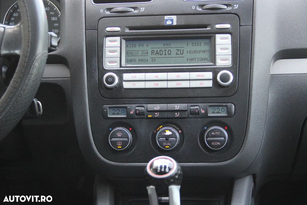 Volkswagen Golf 1.9 TDI DPF Goal - 16