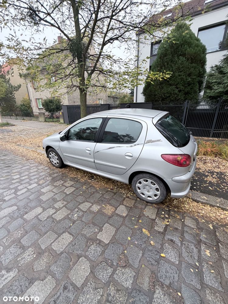 Peugeot 206 - 5