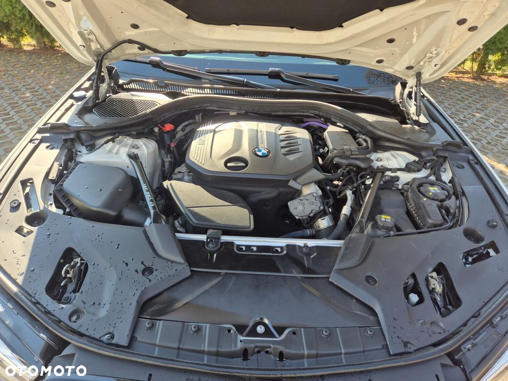 BMW Seria 5 520d M Sport sport - 27