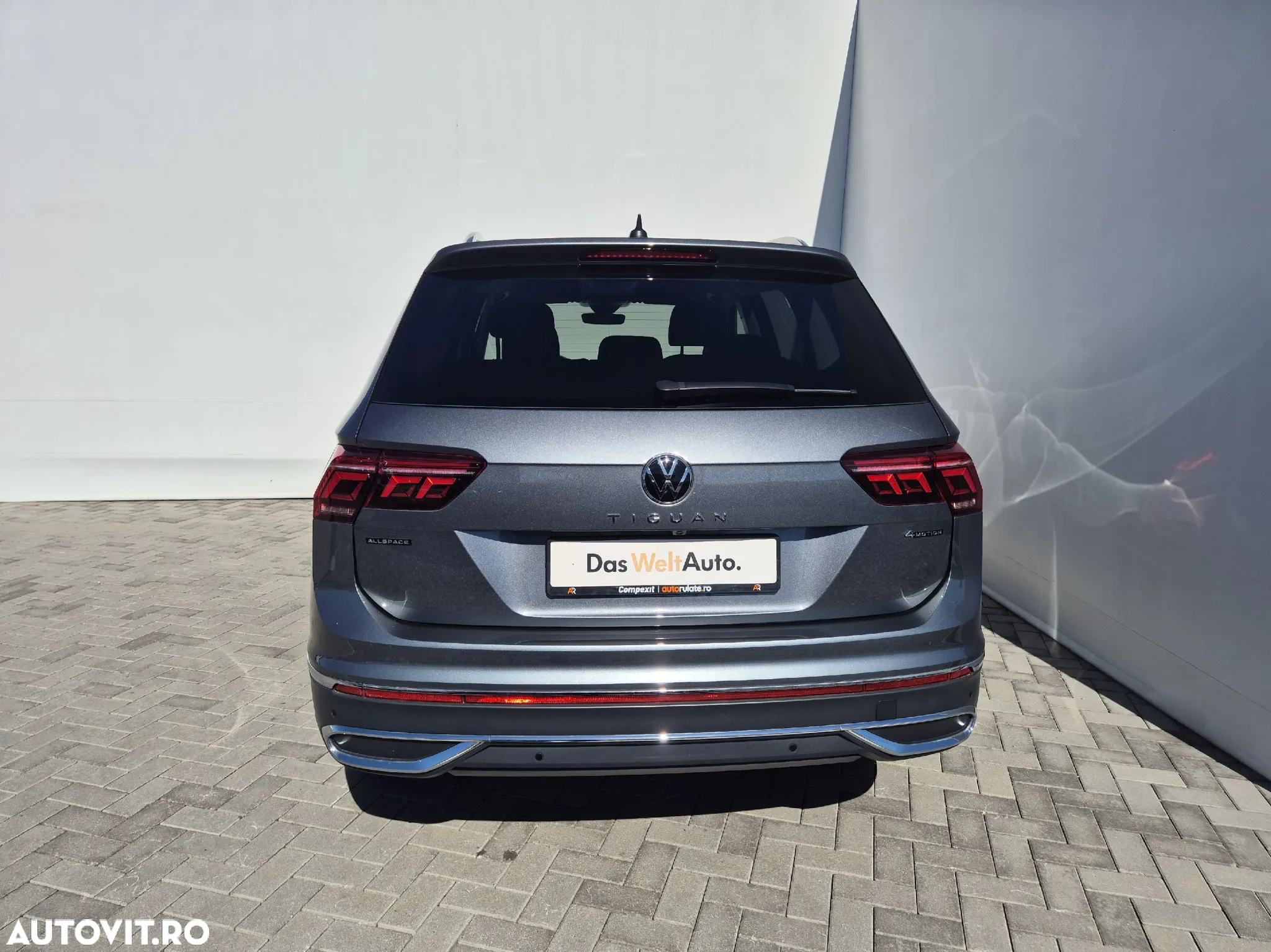 Volkswagen Tiguan Allspace 2.0 TDI 4Mot DSG Elegance - 4