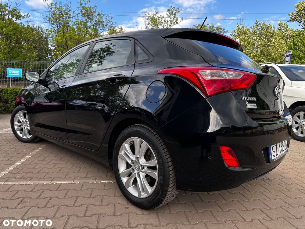 Hyundai i30 1.4 Fifa World Cup Edition - 15