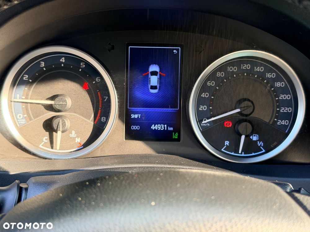 Toyota Corolla 1.6 Comfort - 9