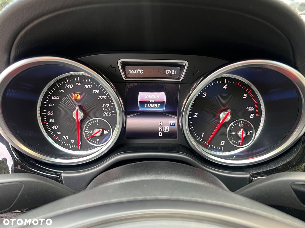 Mercedes-Benz GLE - 18