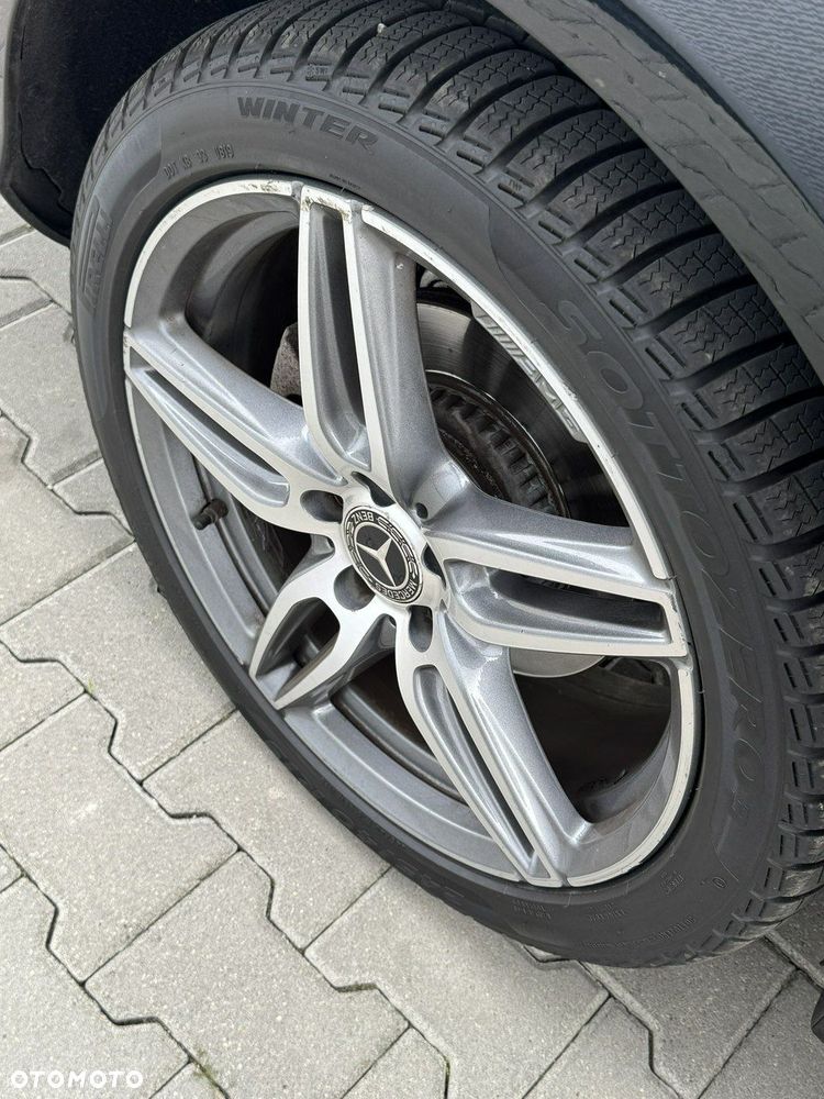 Mercedes-Benz Klasa E - 11