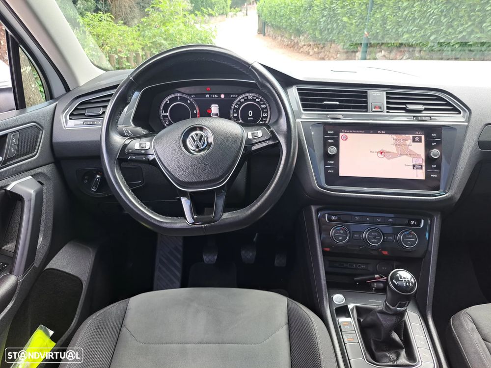 VW Tiguan 2.0 TDI Conceptline - 24