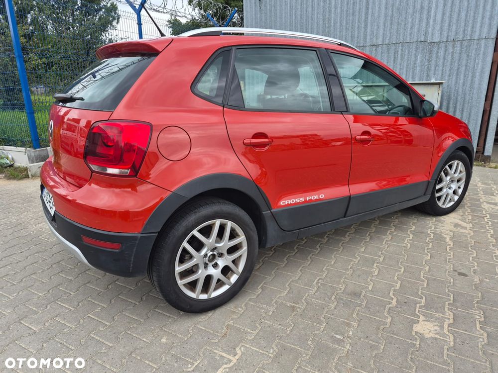 Volkswagen Polo - 4
