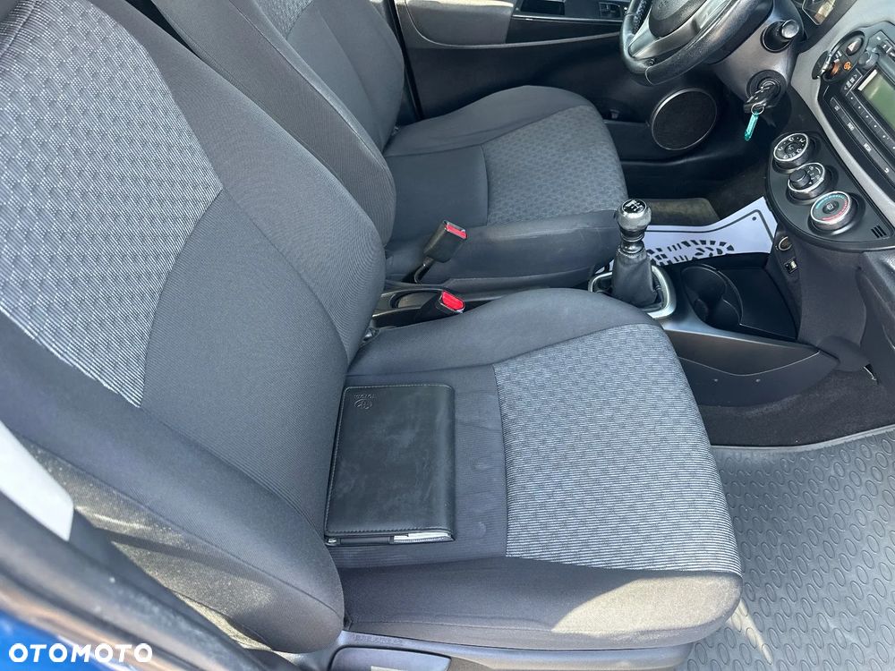 Toyota Yaris 1.33 Active - 28