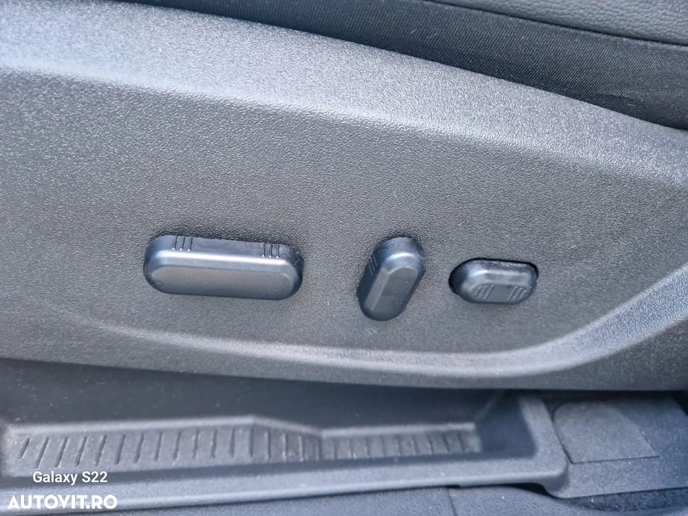 Ford Kuga 2.0 TDCi 4x4 Aut. ST-Line - 11