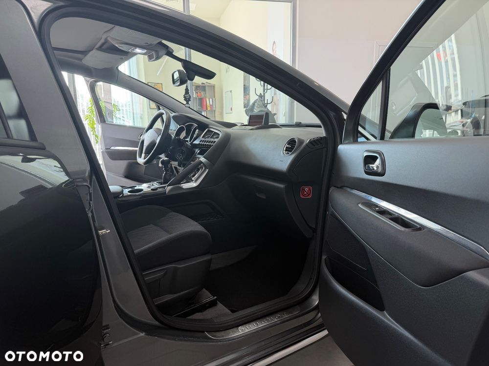 Peugeot 3008 1.6 HDi Active - 24