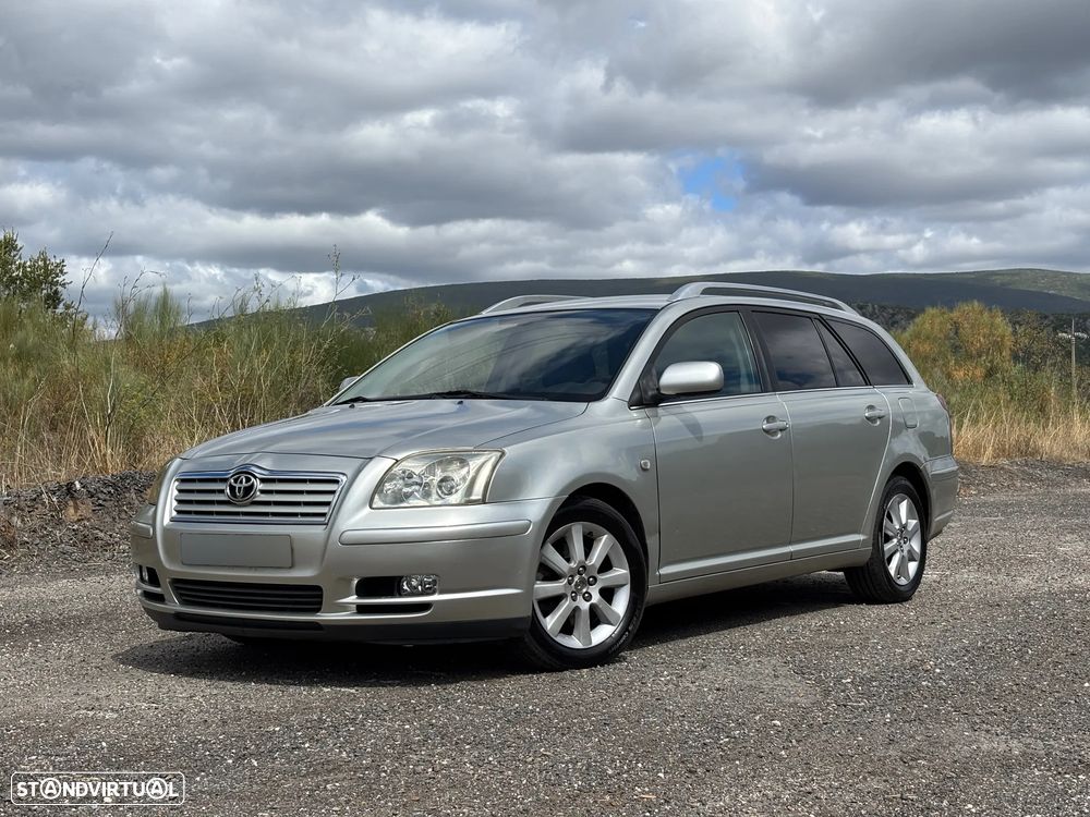 Toyota Avensis SW 2.0 D-4D - 1