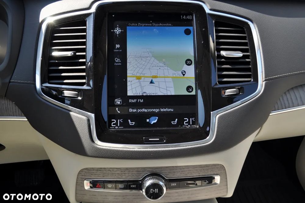 Volvo XC 90 T8 AWD Plug-In Hybrid Inscription 7os - 22