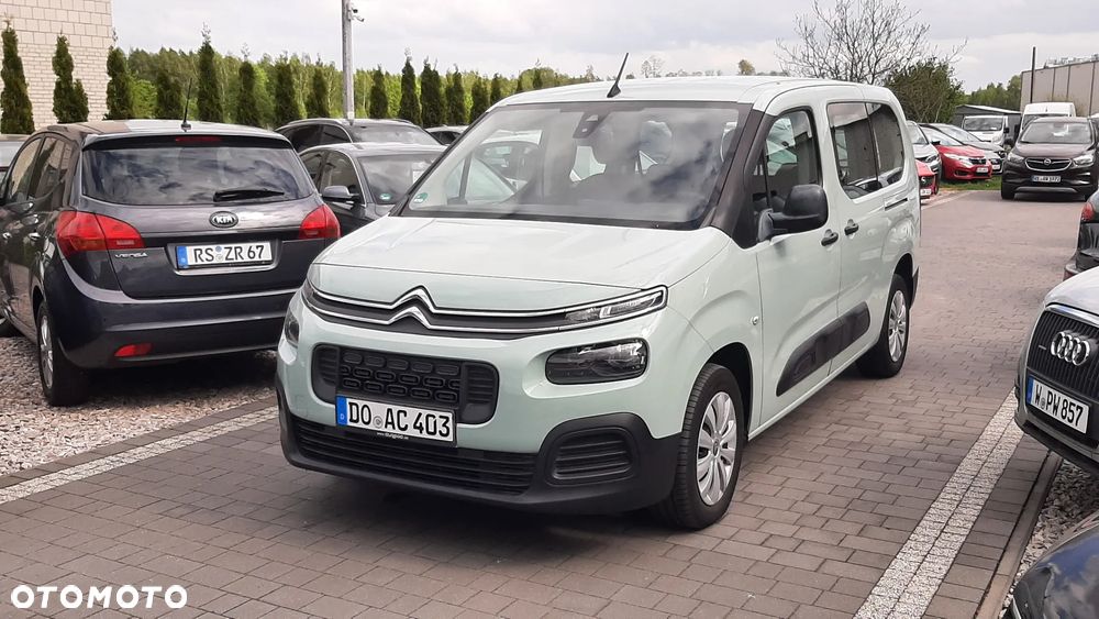 Citroën Berlingo XL PureTech 110 SHINE - 2