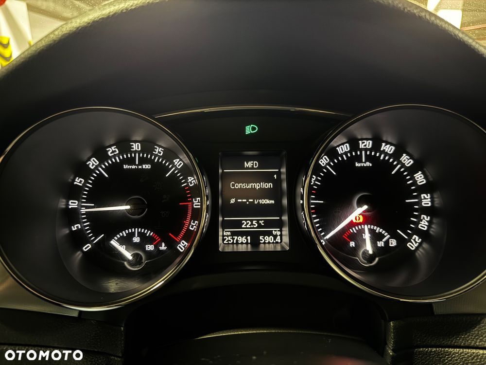 Skoda Superb 2.0 TDI Ambition - 12