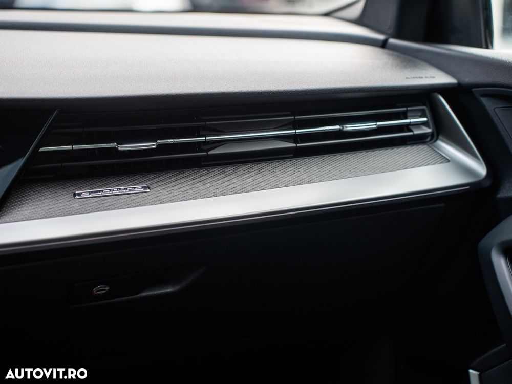 Audi RS3 TFSI quattro S tronic - 36