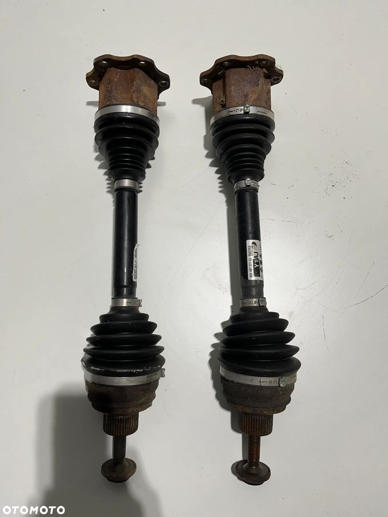 AUDI A4 B8 A5 8T 2.0 TDI LIFT PÓŁOŚ PRAWA LEWA PRZÓD PRZEDNIA 8K0407271AJ - 1
