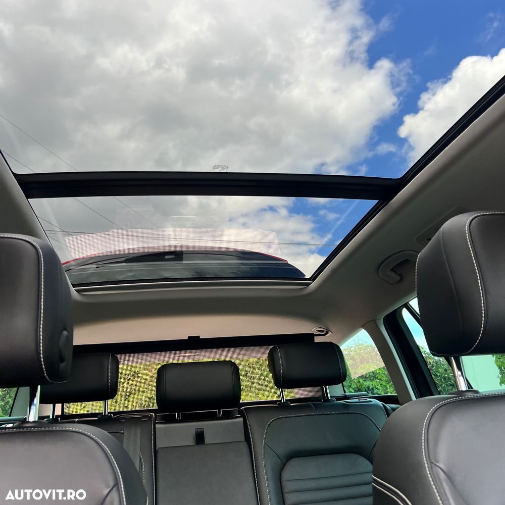 Volkswagen Passat - 14