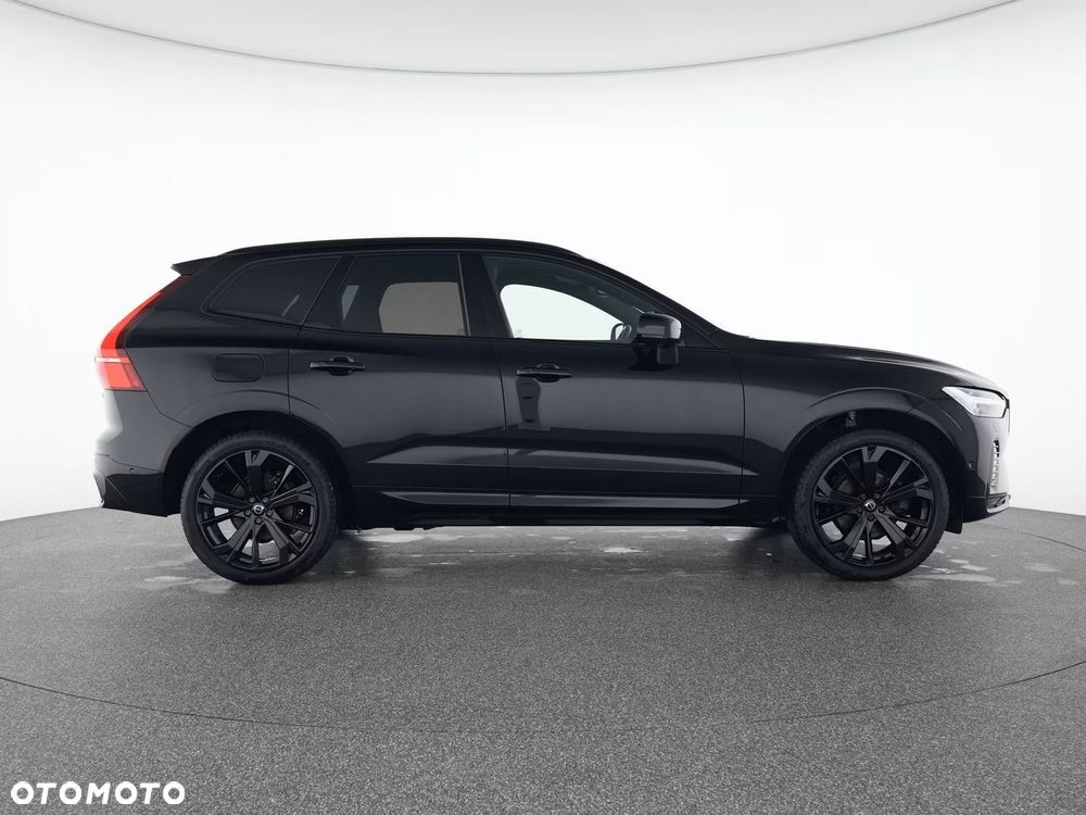 Volvo XC 60 B5 B AWD Ultra Black Edition - 1