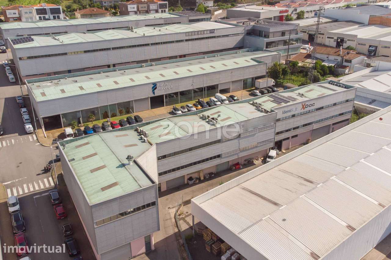 Oportunidade de Investimento | Escritórios/Armazém em Sequeira, Bra... - Grande imagem: 5/16