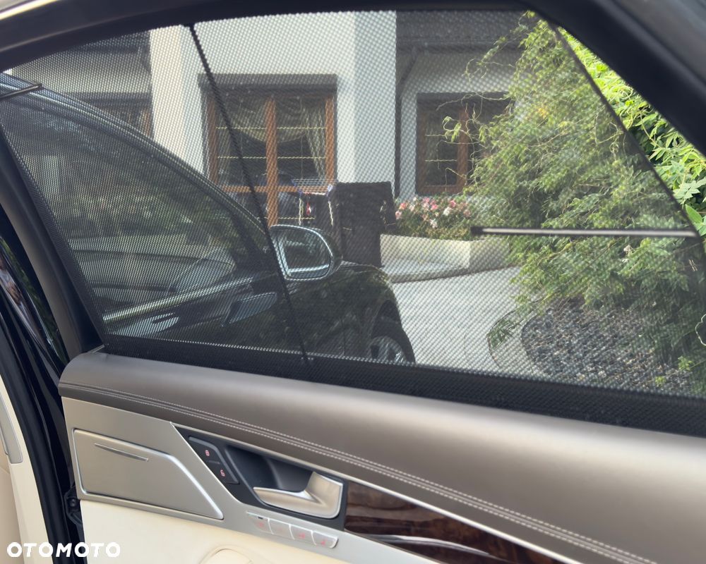 Audi A8 6.3 W12 FSI L Quattro - 21